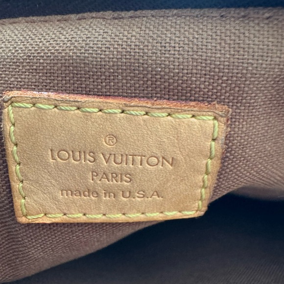 Louis Vuitton Tivoli GM Monogram Tote Bag - Picture 11 of 13